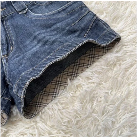 Authentic Burberry denim shorts size 38 - Picture 8 of 11